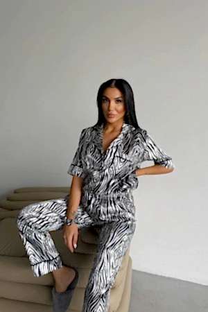 226786 DESENLİ PİJAMA