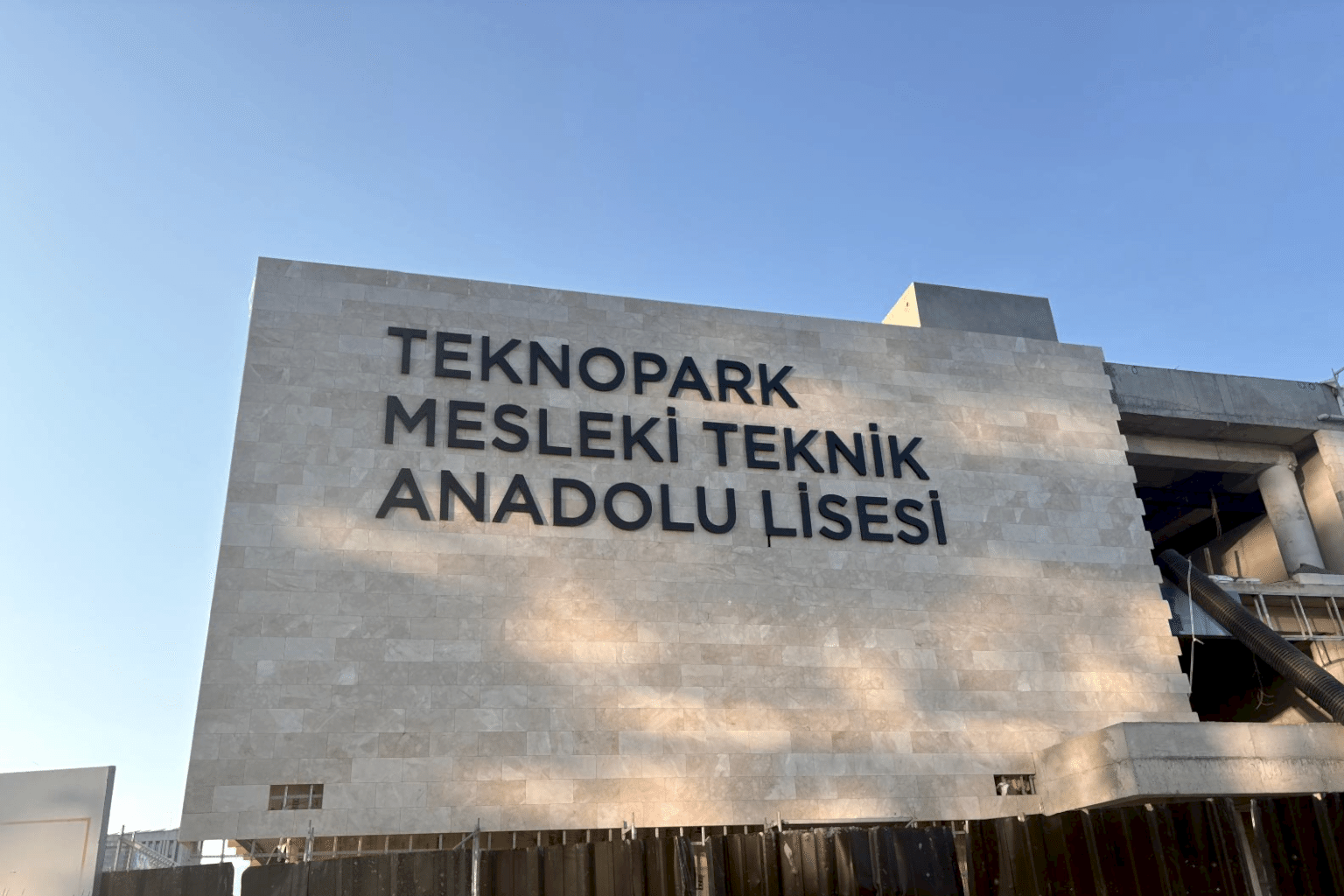 Kutu Harf Dış Cephe